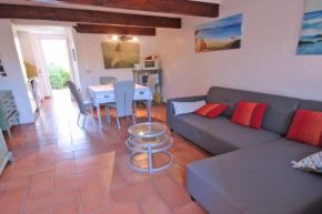 Nice apartment with terrace by the sea